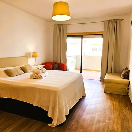 4a Terrace B - Casas & Papeis